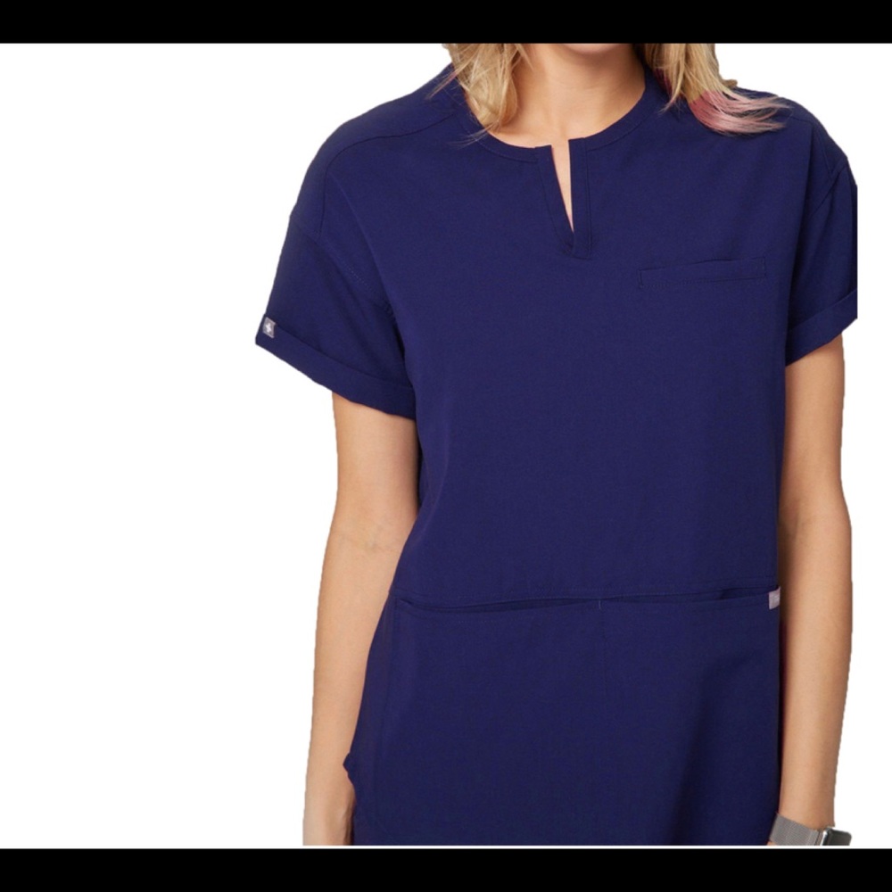 💙 Cayo Popover Scrub Top, Navy💙